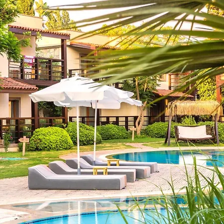 Faros Bodrum - Special Category ホテル ゴルトゥルブク